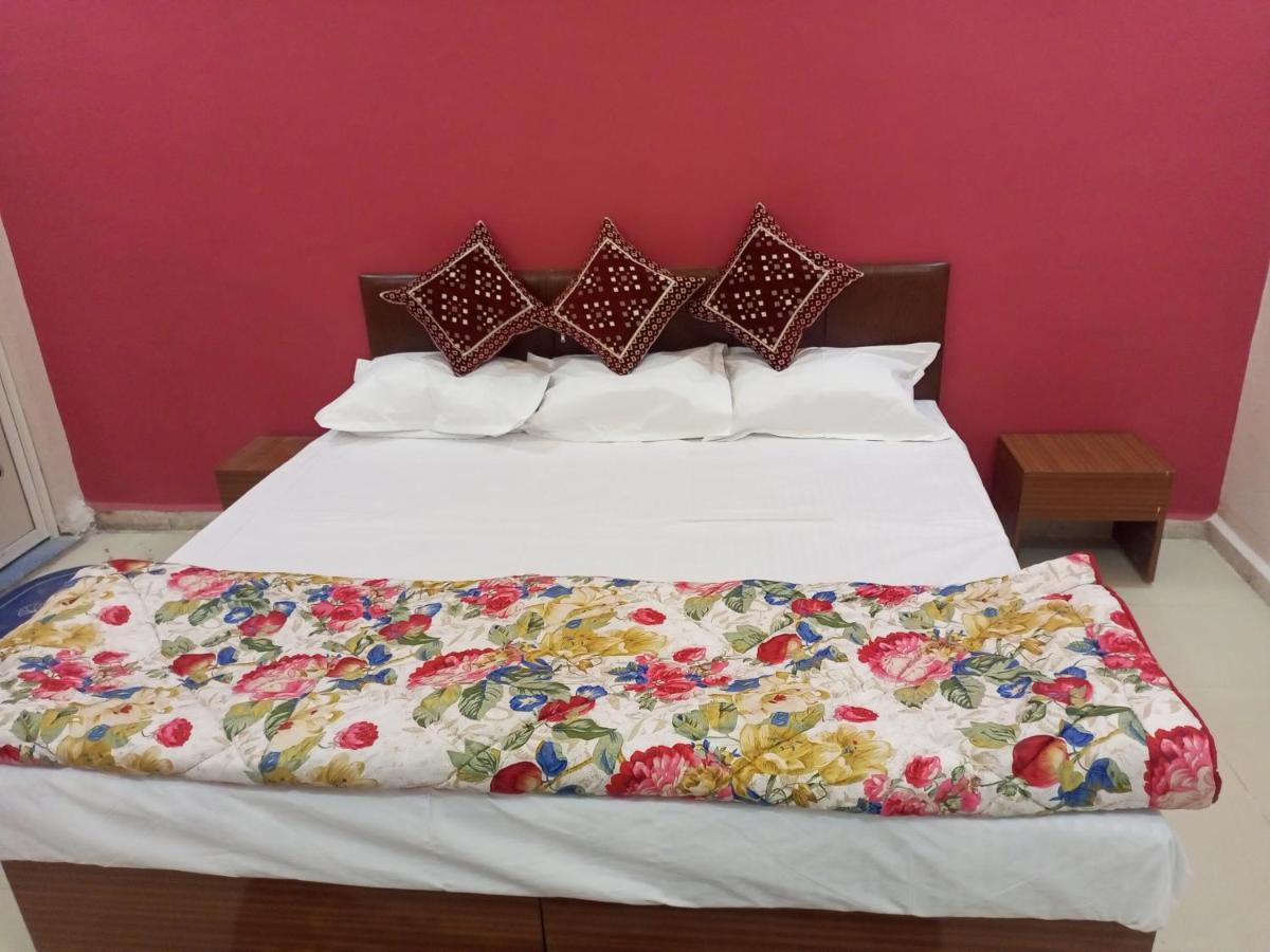 Aashirwad Residency Bed & Breakfast Ujjain Luaran gambar